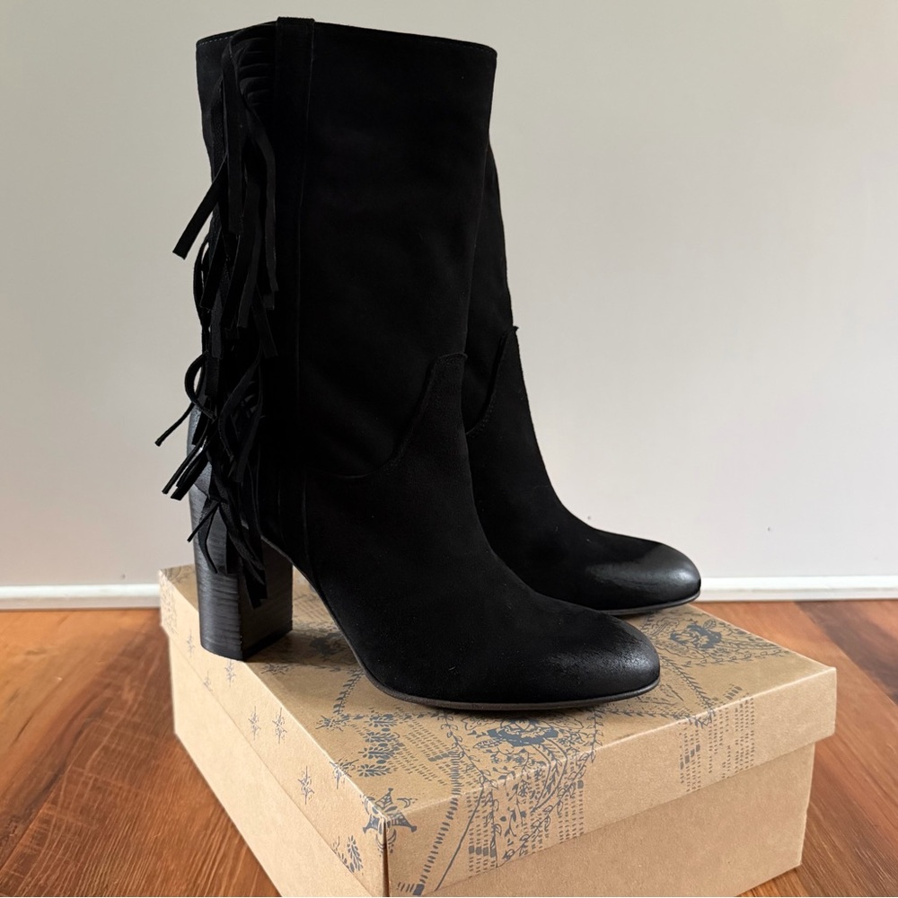 NIB Free People Fringe Boots